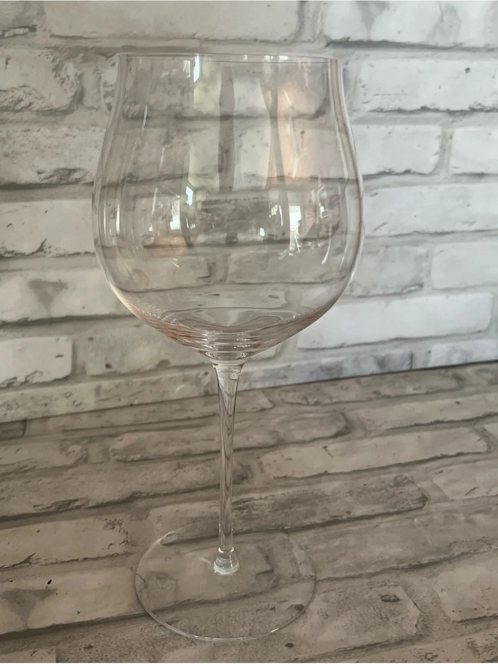 Williams Sonoma Clear Crystal Wine Glass